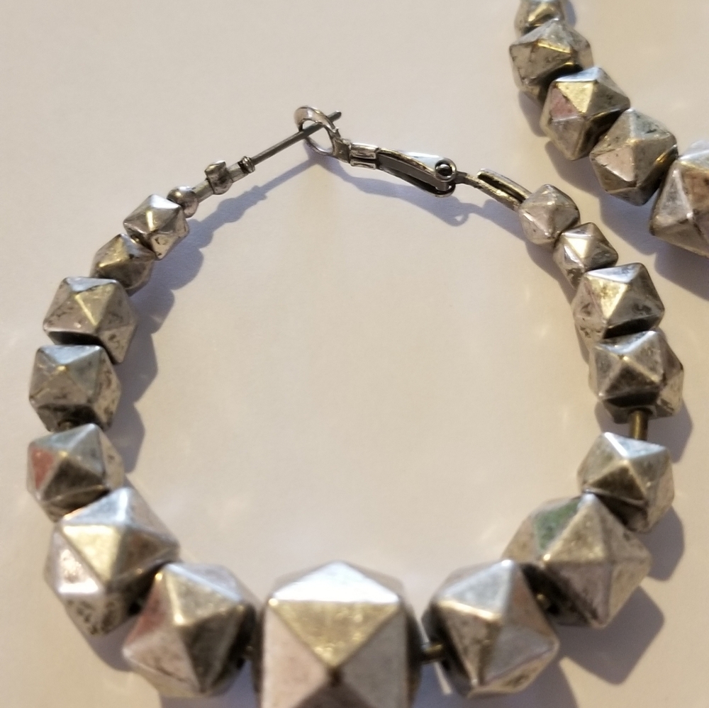 Earrings - Picture 3 of 3